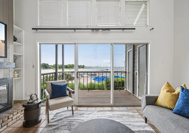 Photo 2 of Condo for sale at 300 Rush Creek Dr #5, Rockwall, TX 75032 | MLS# 21303863 | Listing updated on 2026-08-22