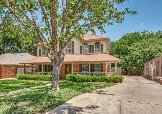 Photo 2 of Single family home for sale at 1432 Holley Creek Ln, Mansfield, TX 76063 | MLS# 21277840 | Listing updated on 2026-09-23