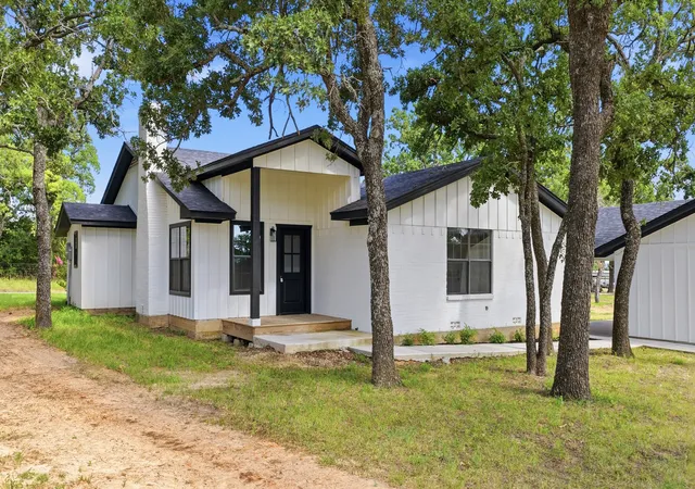 Photo 1 of Single family home for sale at 109 Aslan Rd, Poolville, TX 76487 | MLS# 21304914 | Listing updated on 2026-09-22