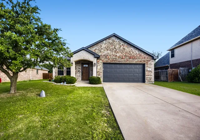 Photo 1 of Single family home for sale at 47 Kramer Ln, Sanger, TX 76266 | MLS# 21304702 | Listing updated on 2026-08-27