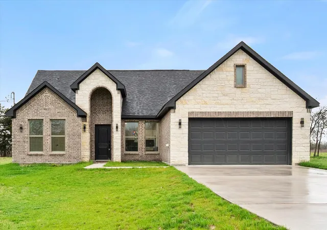 Homes for sale in Barry, TX | 6771 Nw County Road 1146, Barry, TX 75102 | MLS# 21303683