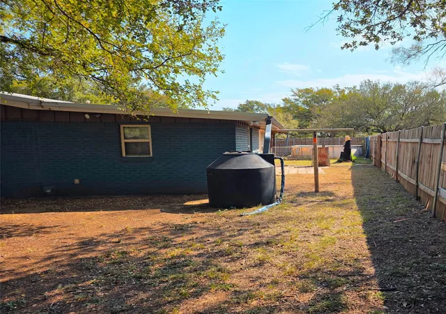 Photo 4 of Single family home for sale at 135 Elm St, Palo Pinto, TX 76484 | MLS# 21305057 | Listing updated on 2026-07-23