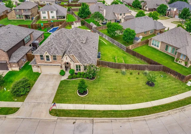 Homes for sale in Burleson, TX | 1012 Sandy Hill Rd, Burleson, TX 76028 | MLS# 21283939