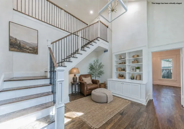Photo 2 of Single family home for sale at 506 Brown St, Waxahachie, TX 75165 | MLS# 21304568 | Listing updated on 2026-10-03