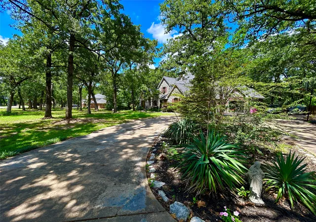 Photo 1 of Single family home for sale at 231 Turtle Creek Dr, Sulphur Springs, TX 75482 | MLS# 21304137 | Listing updated on 2026-10-06