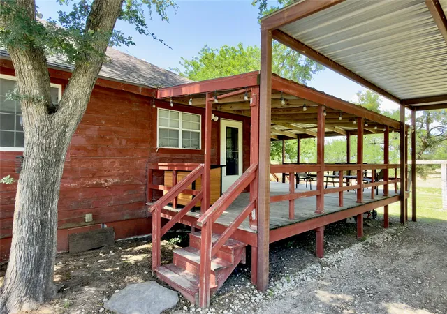 Homes for sale in Abbott, TX | 1600 Hcr 2302 S, Abbott, TX 76621 | MLS# 21305155