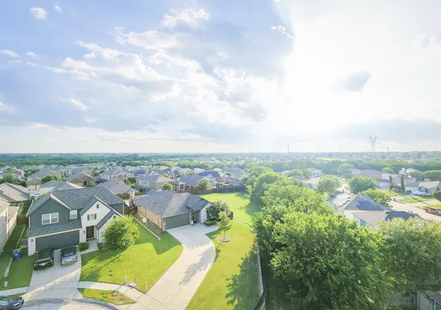 3rd image of 3308 Highgate Ct, Sachse, TX 75048 | MLS# 21305244