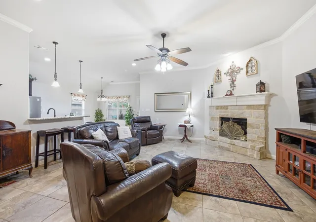 Photo 3 of Single family home for sale at 134 Donna Cir, Granbury, TX 76049 | MLS# 21305227 | Listing updated on 2026-08-12