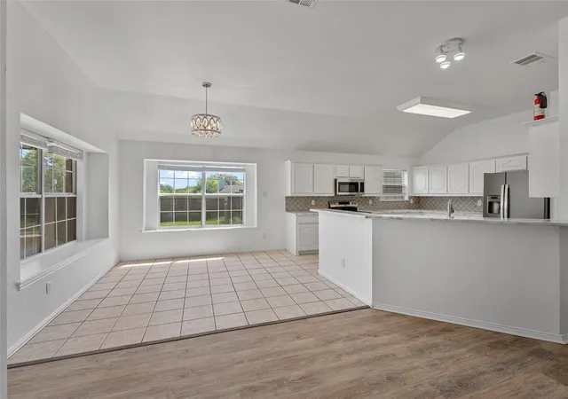Photo 3 of Single family home for sale at 3651 Willow Creek Dr, Midlothian, TX 76065 | MLS# 21300584 | Listing updated on 2026-08-22