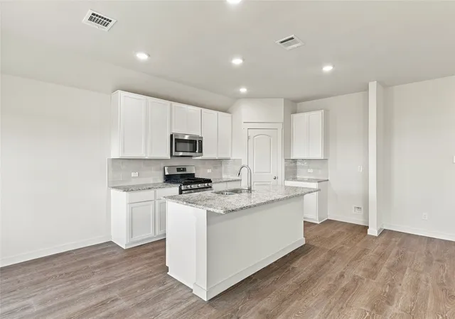Photo 2 of Single family home for sale at 218 Morningside Dr, Josephine, TX 75442 | MLS# 21290100 | Listing updated on 2026-10-01