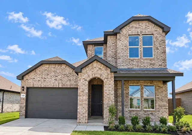Photo 1 of Single family home for sale at 1105 Belhaven St, Granbury, TX 76048 | MLS# 21303969 | Listing updated on 2026-10-03