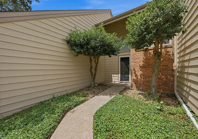 Homes for sale in Pottsboro, TX | 147 Summer Pl Cir, Pottsboro, TX 75076 | MLS# 21296926