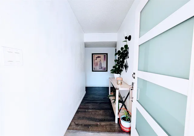 Photo 4 of Sale Pending at 5828 Sidewinder Trl, Fort Worth, TX 76131 | MLS# 21304902 | Listing updated on 2026-08-22