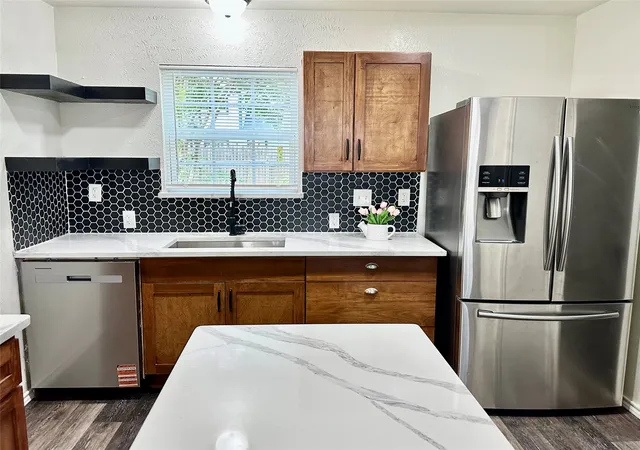 Photo 4 of Single family home for sale at 4617 Waterway Dr N, Fort Worth, TX 76137 | MLS# 21302477 | Listing updated on 2026-08-22