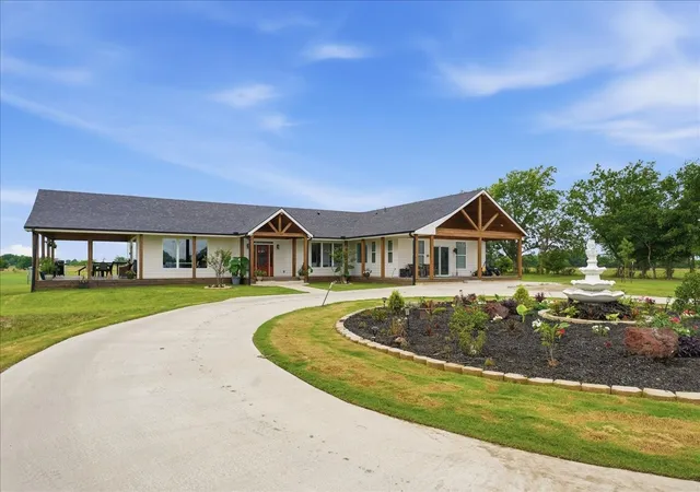 Photo 1 of Single family home for sale at 2641 County Road 4586, Sulphur Springs, TX 75482 | MLS# 21304557 | Listing updated on 2026-08-22