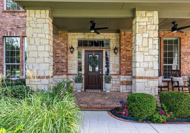 Homes for sale in Grapevine, TX | 964 Fall Creek, Grapevine, TX 76051 | MLS# 21295003