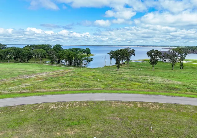 Photo 1 of Land for sale at 680 Peninsula Dr, Honey Grove, TX 75446 | MLS# 21305524 | Listing updated on 2026-08-29