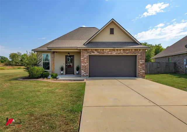 Photo 1 of Single family home for sale at 1161 Eli Conner Dr, Bossier City, LA 71112 | MLS# 21305542 | Listing updated on 2026-10-06