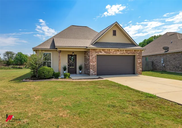 Photo 2 of Single family home for sale at 1161 Eli Conner Dr, Bossier City, LA 71112 | MLS# 21305542 | Listing updated on 2026-10-06