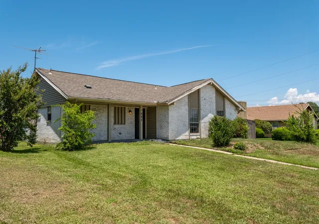 Photo 2 of Sale Pending at 1607 College Pkwy, Lewisville, TX 75077 | MLS# 21305547 | Listing updated on 2026-08-28
