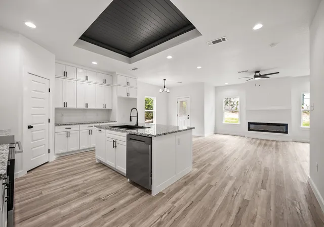 Photo 4 of Single family home for sale at 3005 Hanna Ave, Fort Worth, TX 76106 | MLS# 21305567 | Listing updated on 2026-08-23