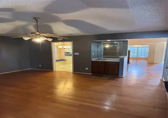 Photo 3 of Sale Pending at 722 Big Thicket Trl, Mesquite, TX 75149 | MLS# 21305545 | Listing updated on 2026-07-28