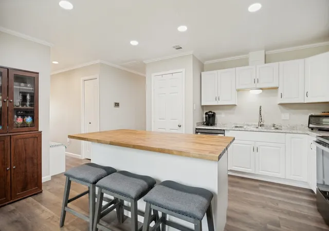 Photo 3 of Single family home for sale at 7041 Payte Ln, North Richland Hills, TX 76182 | MLS# 21305603 | Listing updated on 2026-09-07