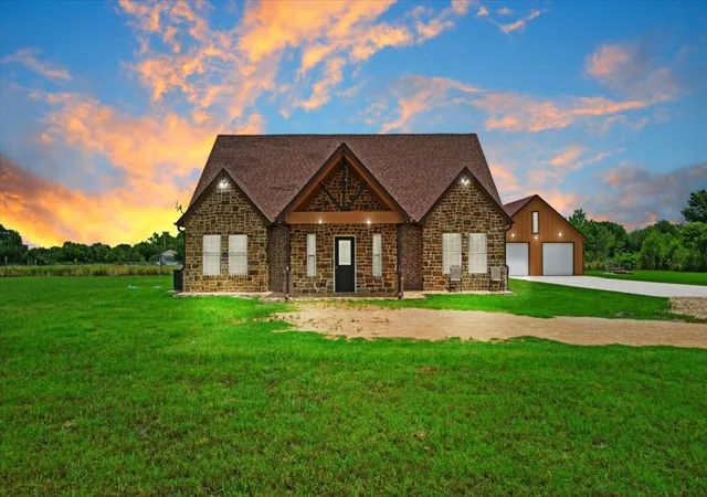 Photo 1 of Single family home for sale at 4248 N Fm 273, Ivanhoe, TX 75447 | MLS# 21305584 | Listing updated on 2026-08-27
