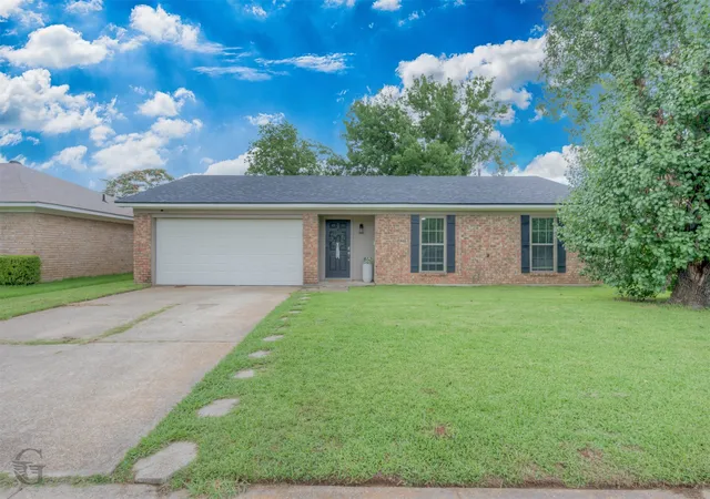 2nd image of 4719 General Ewell Dr, Bossier City, LA 71112 | MLS# 21305635