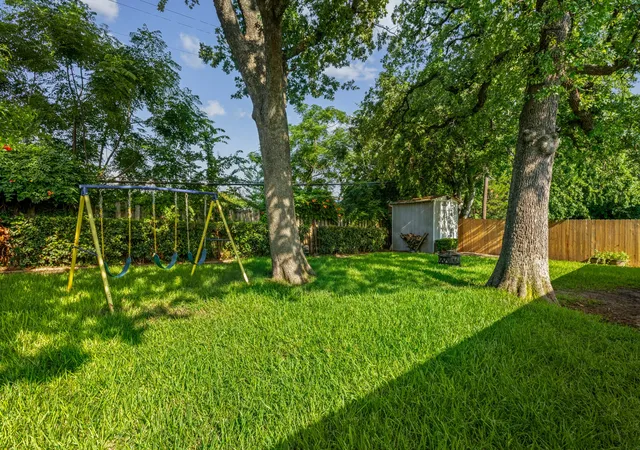 Homes for sale in Bedford, TX | 3108 Woodbridge Dr, Bedford, TX 76021 | MLS# 21304468