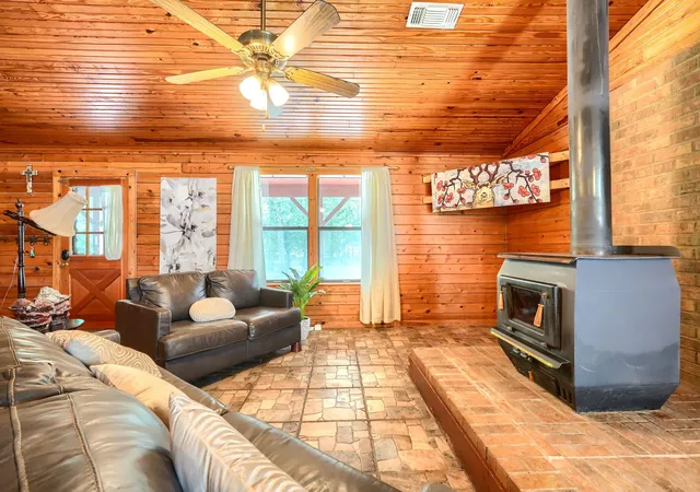 Homes for sale in Cumby, TX | 625 County Road 4735, Cumby, TX 75433 | MLS# 21304816