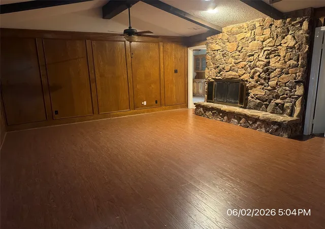 Photo 3 of Single family home for sale at 103 Red Bud Ct, Red Oak, TX 75154 | MLS# 21305690 | Listing updated on 2026-09-30
