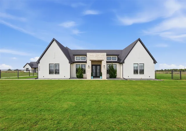 Photo 3 of Single family home for sale at 508 Private Access 233114, Godley, TX 76044 | MLS# 21305401 | Listing updated on 2026-08-22