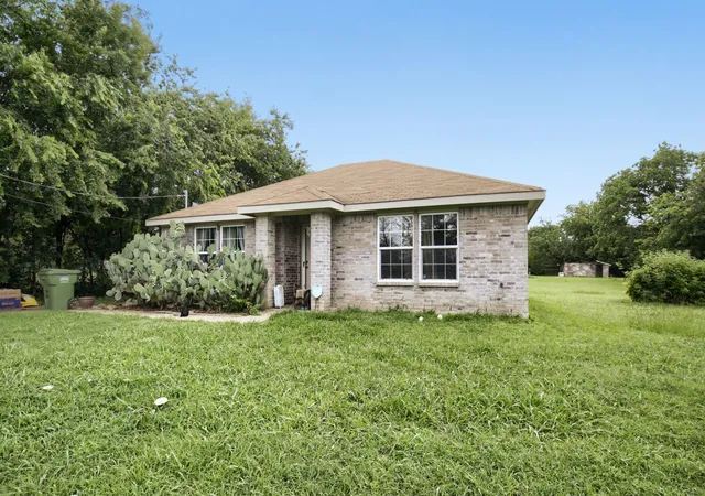 Homes for sale in Balch Springs, TX | 11617 Spence Ln, Balch Springs, TX 75180 | MLS# 21300862