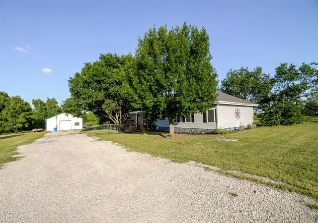 Photo 2 of Single family home for sale at 9112 County Road 626, Blue Ridge, TX 75424 | MLS# 21305289 | Listing updated on 2026-08-24