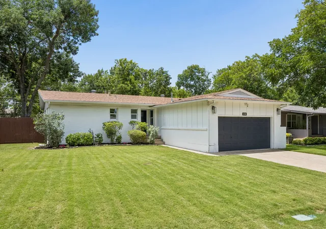 Photo 2 of Sale Pending at 11328 Flamingo Ln, Dallas, TX 75218 | MLS# 21234653 | Listing updated on 2026-08-18
