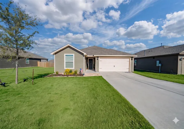 Homes for sale in Ponder, TX | 13608 Beaverhead St, Ponder, TX 76259 | MLS# 21301438