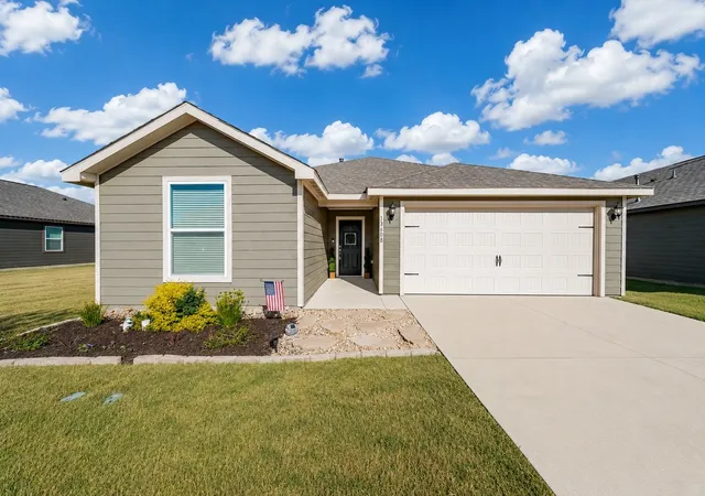 Homes for sale in Ponder, TX | 13608 Beaverhead St, Ponder, TX 76259 | MLS# 21301438