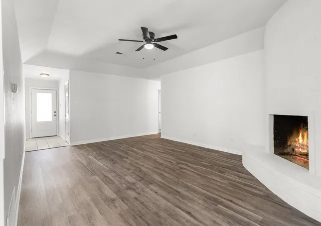 Photo 4 of Sale Pending at 436 E Hill St, Keller, TX 76248 | MLS# 21269021 | Listing updated on 2026-10-01