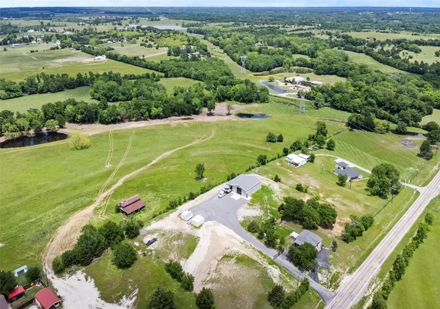 Photo 4 of Land for sale at 0000 Fm 121, Van Alstyne, TX 75495 | MLS# 21304973 | Listing updated on 2026-08-25