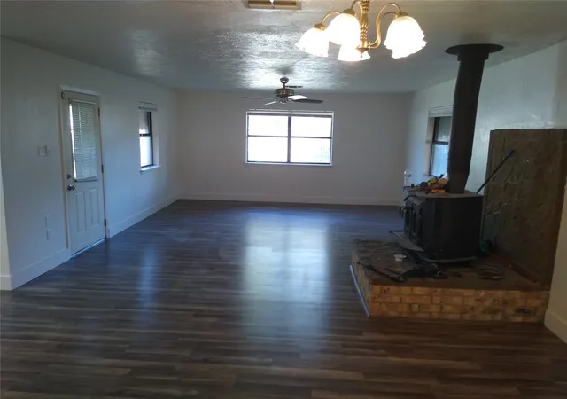 Homes for sale in Mineral Wells, TX | 1401 21St St, Mineral Wells, TX 76067 | MLS# 21305789