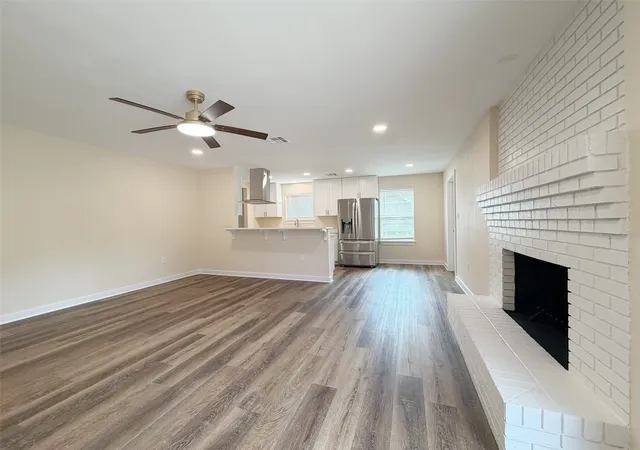 Photo 3 of Single family home for sale at 4909 Loch Lomond Dr, Waco, TX 76710 | MLS# 21305294 | Listing updated on 2026-08-29