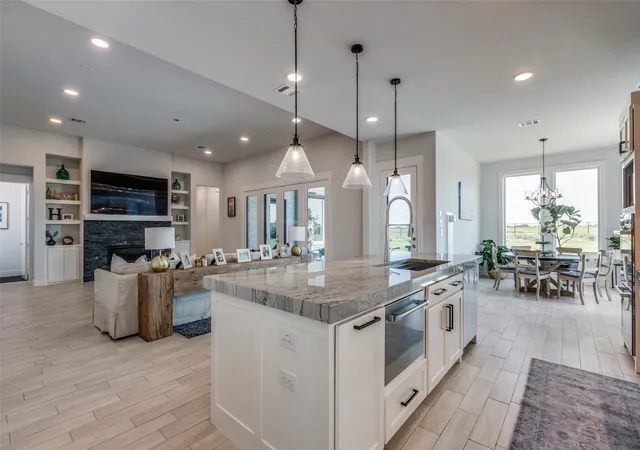 4th image of 1224 Karsten Ridge Pass, Gunter, TX 75058 | MLS# 21305844