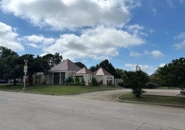 Homes for sale in Corinth, TX | 3409 Meadowview Dr, Corinth, TX 76210 | MLS# 21305051