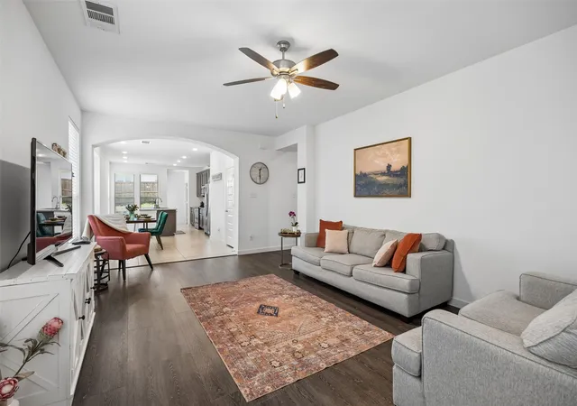 Photo 2 of Single family home for sale at 1116 Friesian Ln, Aubrey, TX 76227 | MLS# 21302825 | Listing updated on 2026-07-27