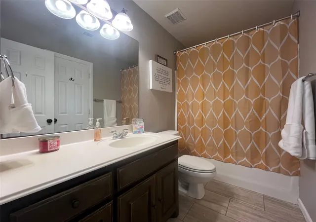 Photo 25 of Sale Pending at 106 Meadowlark Dr, Palmer, TX 75152 | MLS# 21305897 | Listing updated on 2026-07-20