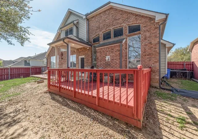 23rd image of 515 Suffolk Dr, Grand Prairie, TX 75052 | MLS# 21305912