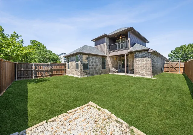 Photo 1 of Single family home for sale at 2405 La Costa Dr, Rowlett, TX 75088 | MLS# 21303538 | Listing updated on 2026-08-21