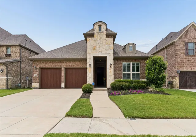 Homes for sale in The Colony, TX | 2604 Walnut Creek Ln, The Colony, TX 75056 | MLS# 21305915