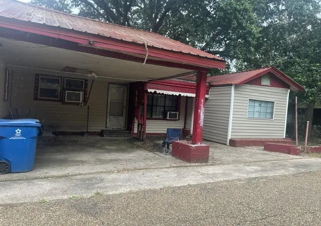 Photo 2 of Single family home for sale at 317 Joel St, Minden, LA 71055 | MLS# 21305980 | Listing updated on 2026-09-03